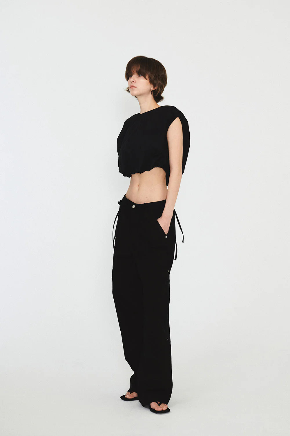 RIBBON STRAP POCKET DENIM PANTS IN BLACK