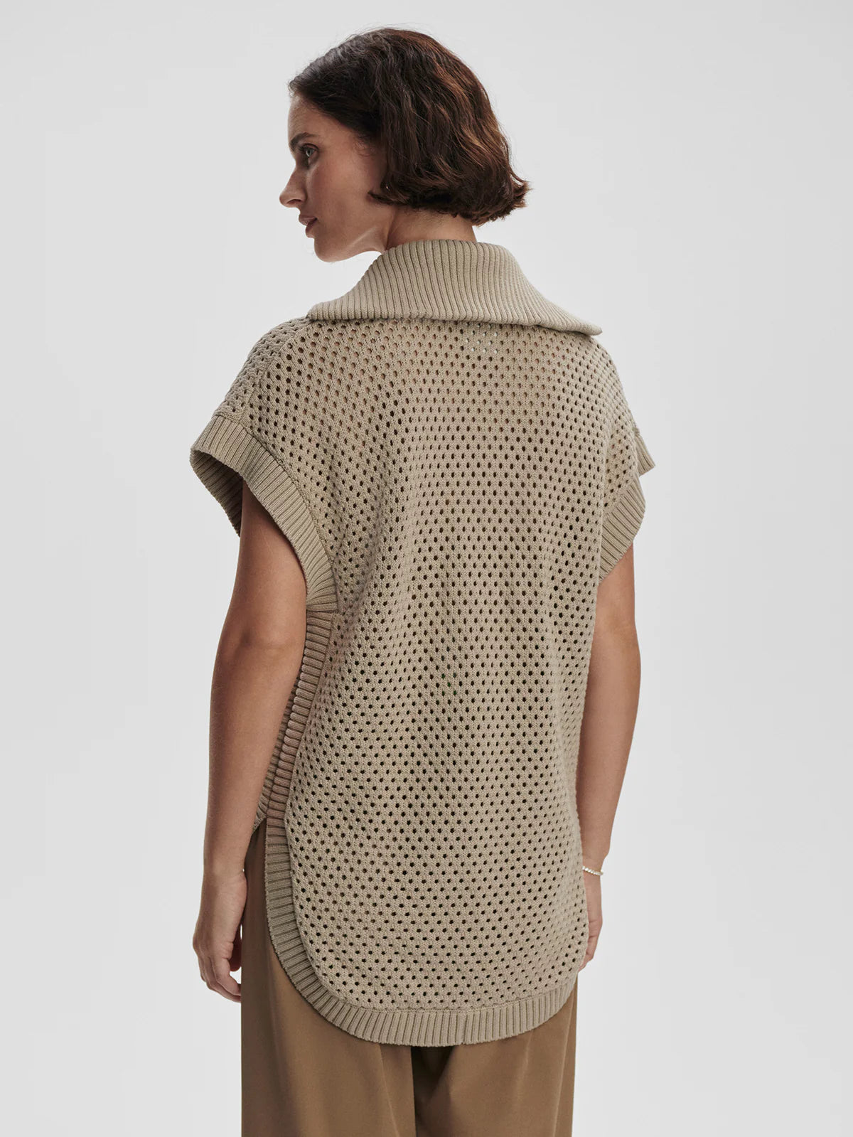 Gianna Zip-Through Vest in Cashmere Stone