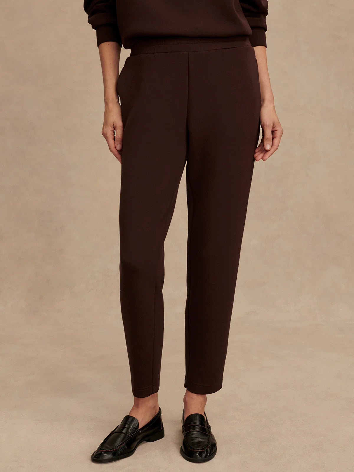 The Slim Pant 25" in Coffee Bean