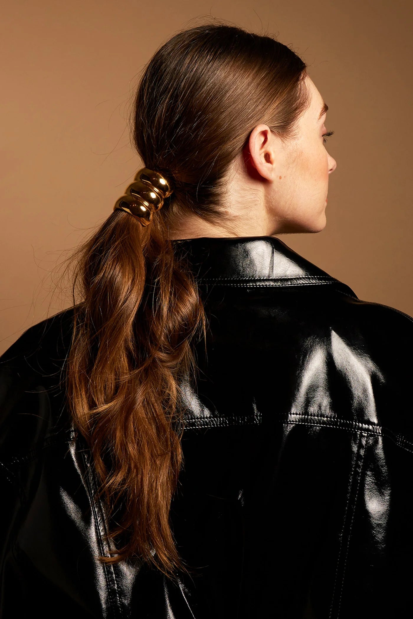 GLOSSY TRIPLE ARCH PONY CUFF GOLD