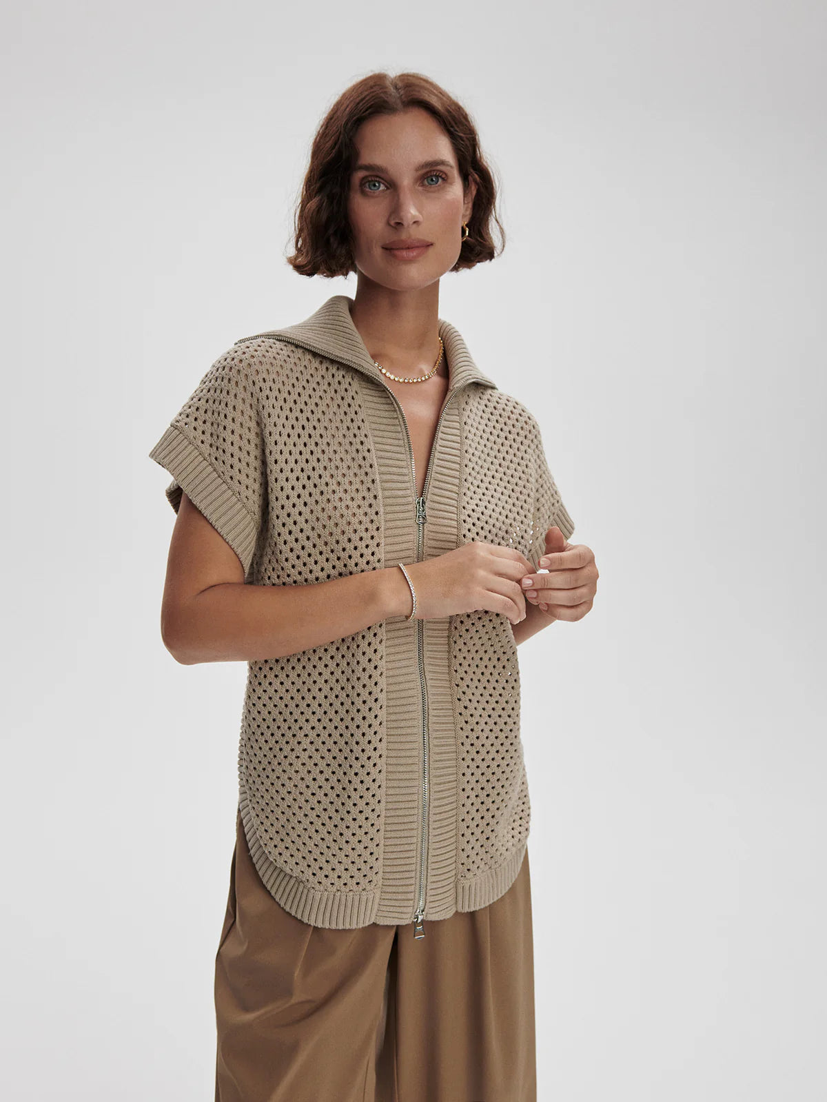 Gianna Zip-Through Vest in Cashmere Stone
