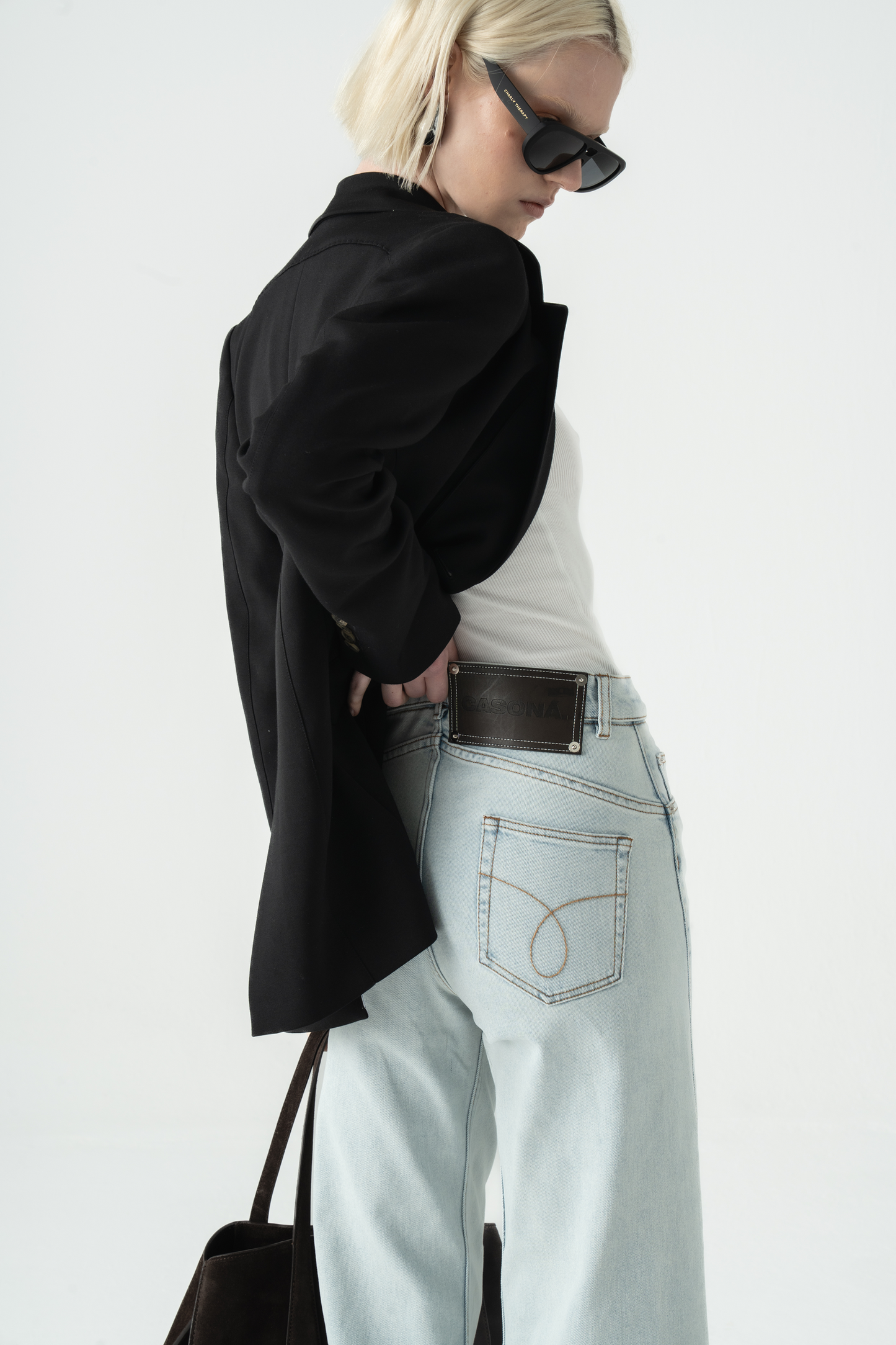 EL RESUELVE JEANS: LA CATIRA