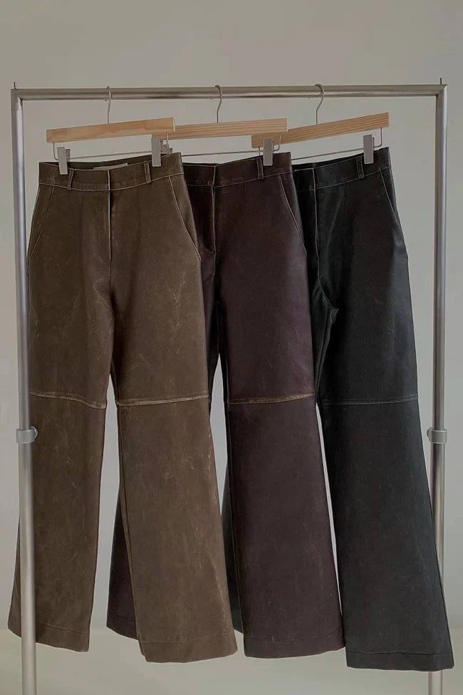 LEATHER PANTS