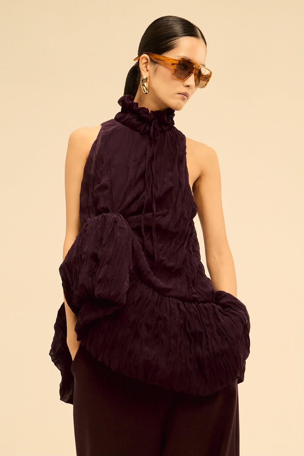 LONDON RUFFLE BLOUSE - BURGUNDY