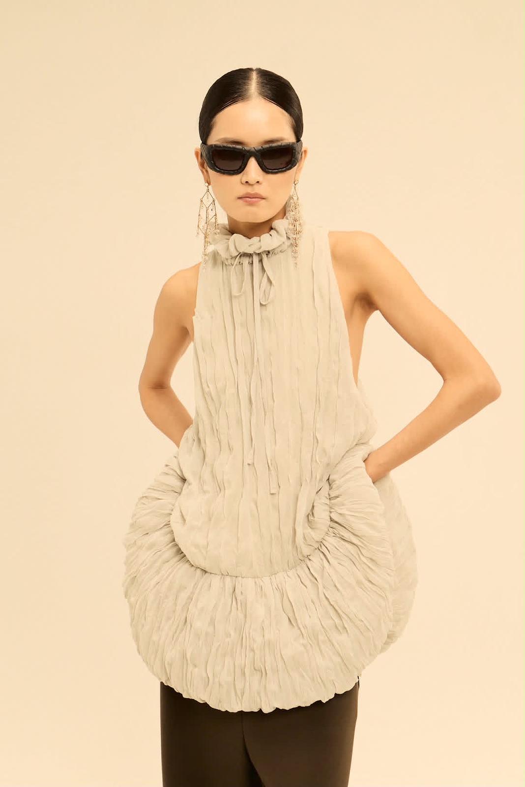 LONDON RUFFLE BLOUSE - STONE