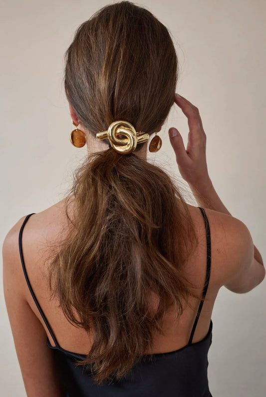 GLOSSY KNOT BARRETTE GOLD