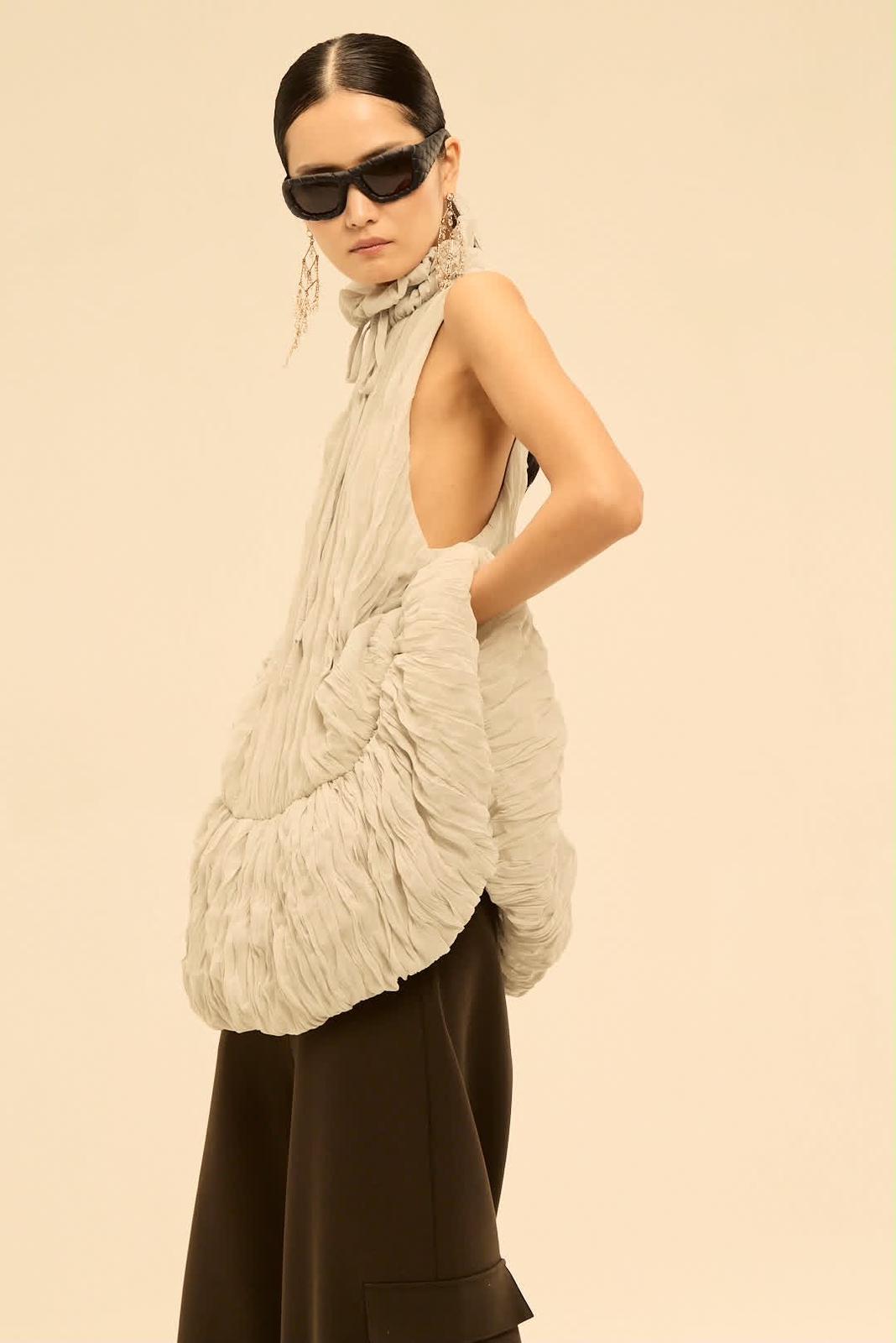 LONDON RUFFLE BLOUSE - STONE
