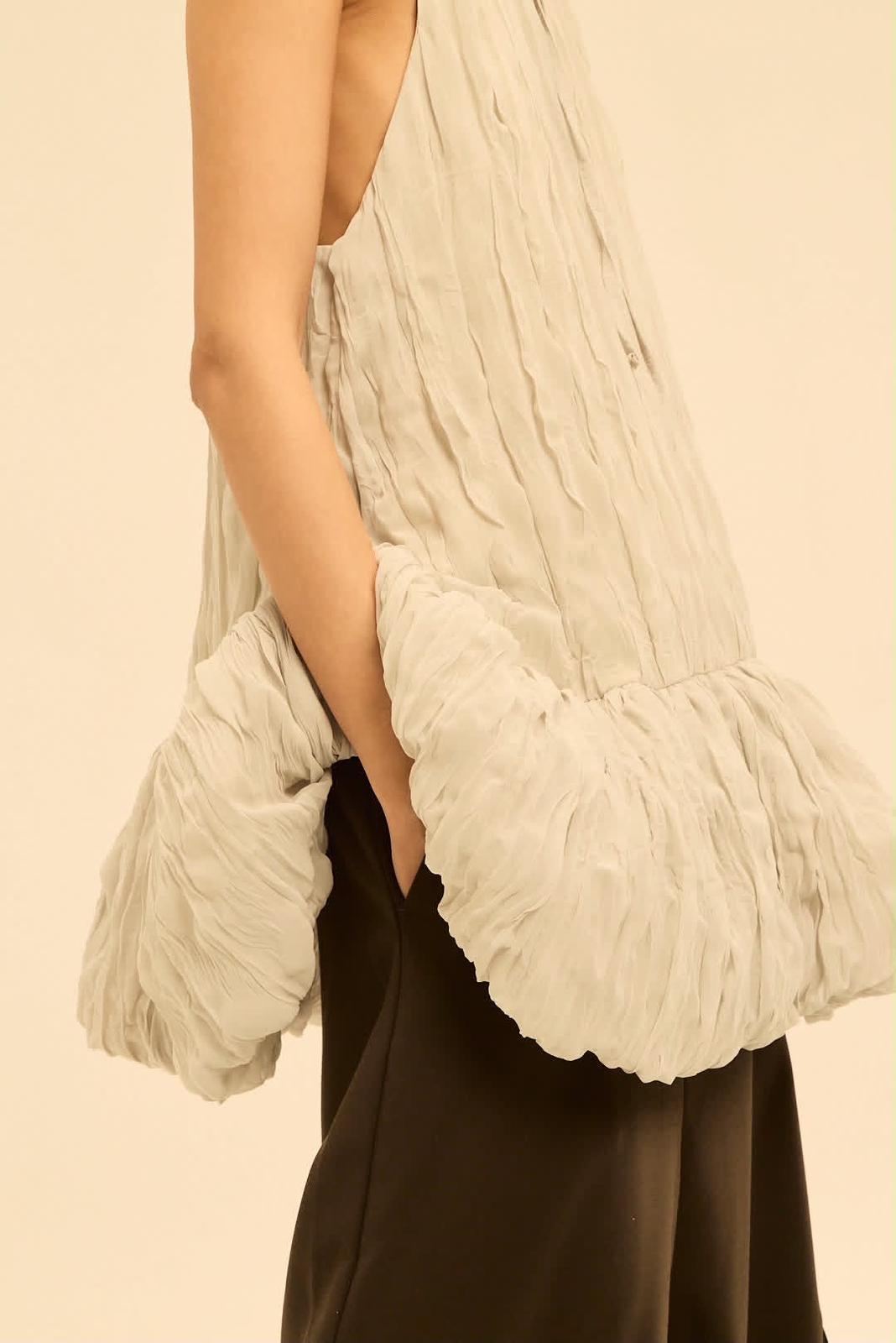 LONDON RUFFLE BLOUSE - STONE